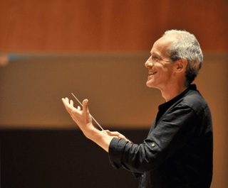 Paul Daniel, Lucas Debargue şi Joshua Hopkins, în premieră pe scena Filarmonicii „George Enescu”