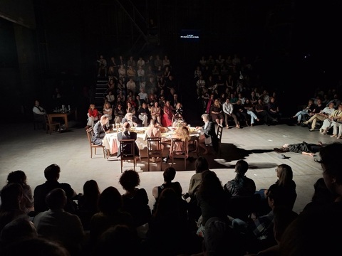 Craiova International Shakespeare Festival - „Regele Lear”, de Silviu Purcărete, un spectacol dens, dur, cu sensuri/ FOTO