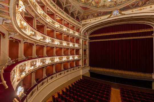 Teatro Nuovo Guan Carlo Menotti