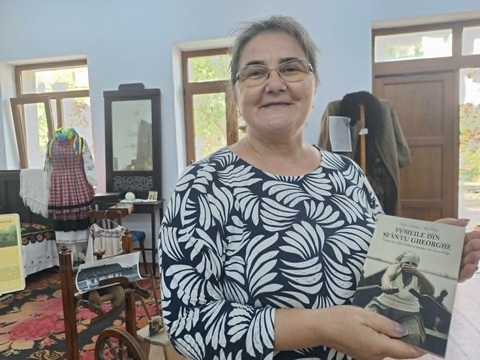 Femei din Sfântu Gheorghe îşi spun poveştile într-un volum de istorie orală şi memorie comunitară