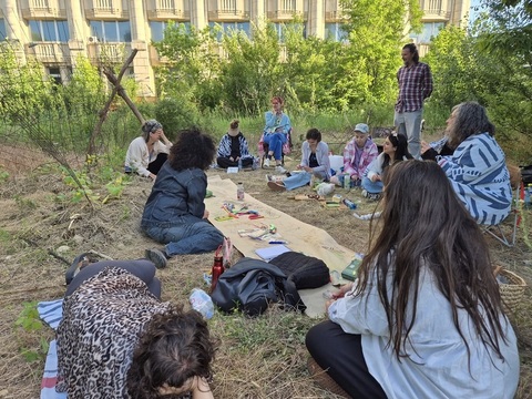 Maidanul Academiei Române, transformat în grădină, iaz şi spaţiu pentru intervenţii artistice