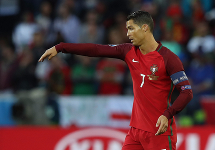 Cristiano Ronaldo, jucătorul meciului Ungaria - Portugalia; Kari Arnason, cel mai bun în Islanda - Austria