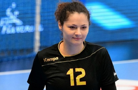 Ionica Munteanu, portarul echipei naţionale de handbal, este noua jucătoare a echipei ”U” Alexandrion Cluj