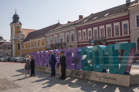 Logo-ul Eurobasket 2017, lung de 16 metri, amplasat în centrul Clujului, oraş în care va avea loc o grupă a competiţiei - VIDEO