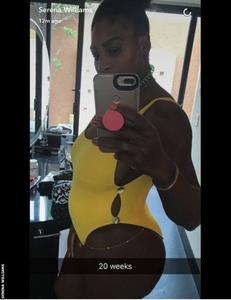 Serena Williams spune a aflat că este gravidă cu două zile înainte de AO şi că a postat din greşeală fotografia cu ea însărcinată