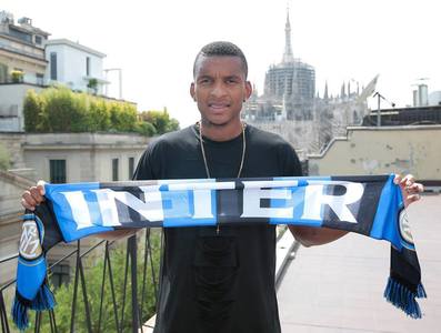 Internazionale Milano l-a achiziţionat pe fundaşul brazilian Henrique Dalbert