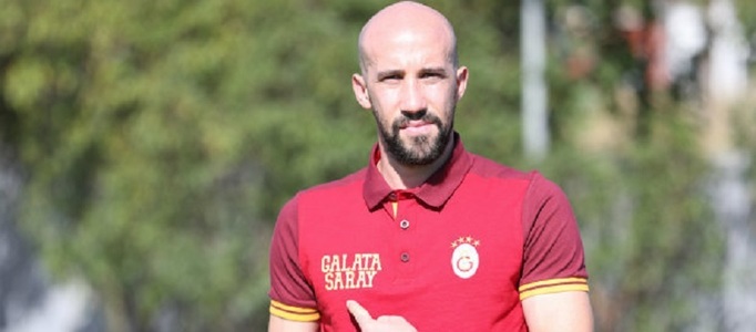 Latovlevici a fost prezentat oficial la Galatasaray: Sper ca măcar să mă apropii de performanţele lui Hagi şi Popescu