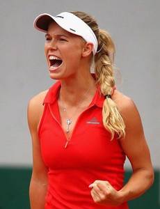 Caroline Wozniacki, prima finalistă a Australian Open. Urmează Halep-Kerber