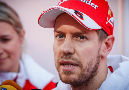 Sebastian Vettel, al treilea pole position consecutiv în actuala ediţie a CM de Formula 1