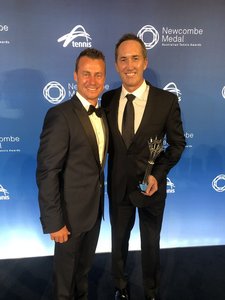 Darren Cahill, premiul pentru excelenţă acordat de Federaţia Australiană de Tenis