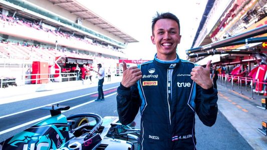 Thailandezul Alexander Albon va evolua pentru Toro Rosso
