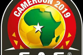 Confederaţia africană de fotbal i-a retras Camerunului dreptul de a organiza CAN