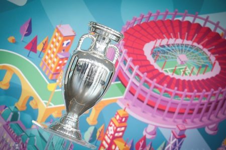 Trofeul EURO 2020 va fi expus sâmbătă la Mega Mall