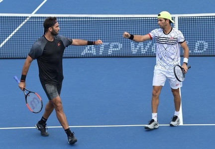 Horia Tecău şi Jean-Julien Rojer, în finala Madrid Open, la dublu