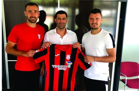 Constantin Budescu şi Alexandru Dandea au semnat pe două sezoane cu Astra Giurgiu