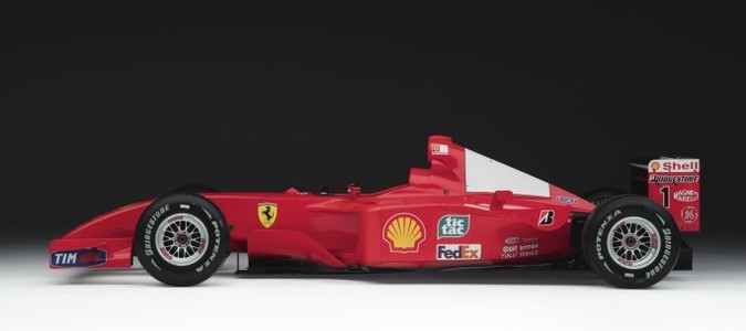 Două monoposturi pilotate de Michael Schumacher, scoase la licitaţie