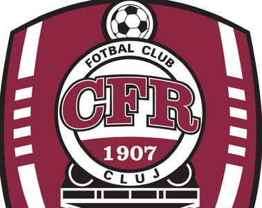 Zeci de fani au aşteptat echipa CFR Cluj la aeroport, la revenirea de la Sevilla - VIDEO
