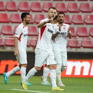 Maxim a marcat golul echipei Gaziantep FK în meciul cu formaţia lui Silviu Lung şi Săpunaru, Kayserispor, scor 1-1, din Turcia