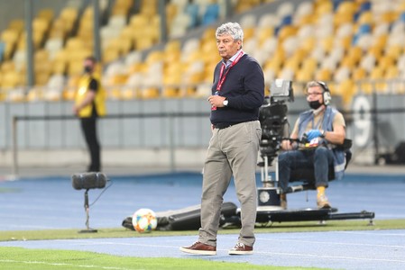 Mircea Lucescu, victorie în deplasare în play-off-ul LC: Gent – Dinamo Kiev, scor 1-2. Meciul a fost arbitrat de Haţegan
