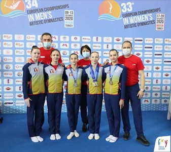 Lucian Sandu, antrenor echipa junioare, după 6 medalii aur la CE: Este unicat în istoria gimnasticii româneşti!