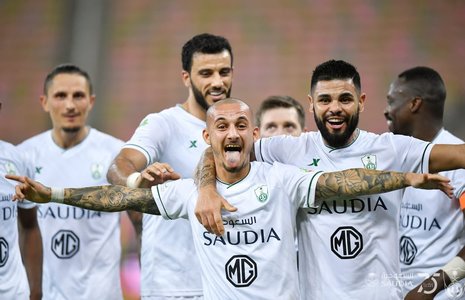 Alexandru Mitriţă a marcat un gol pentru formaţia Al Ahli SC, în campionatul Arabiei Saudite