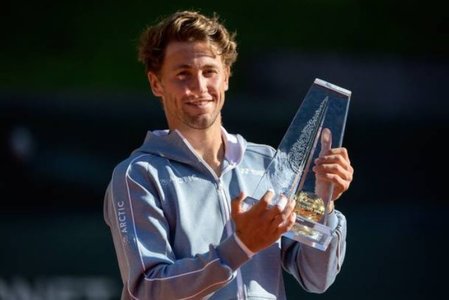 Casper Ruud a câştigat turneul de la Geneva, al doilea trofeu din carieră