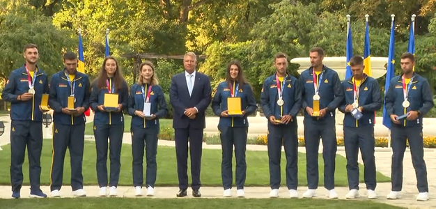Sportivii medaliaţi la JO-Tokyo au fost decoraţi de preşedintele Iohannis