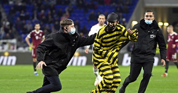Doi “Daltons” au pătruns pe teren la meciul Olympique Lyon – Sparta Praga – VIDEO