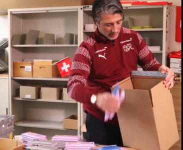 Elveţia i-a trimis Irlandei de Nord 9,3 kilograme de ciocolată pentru 93 de minute de rezistenţă în faţa Italiei, în preliminariile CM – VIDEO