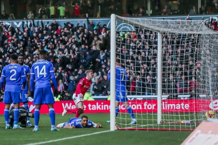 Cupa Angliei: Deţinătoarea trofeului, Leicester City, a fost eliminată în 16-imi de Nottingham Forest, echipă de eşalon secund