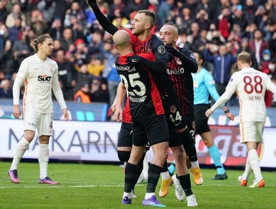 Alexandru Maxim, un gol şi două assisturi la meciul Gaziantep – Galatasaray, scor 3-1