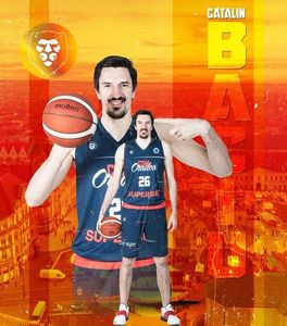 Baschet: Cătălin Baciu, pivotul CSM Oradea, şi-a prelungit contractul cu un sezon