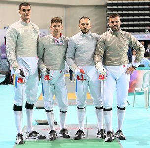 Echipa masculină de sabie a României a ocupat locul 5 la Europenele din Antalya. Echipa feminină de floretă a fost pe locul 8
