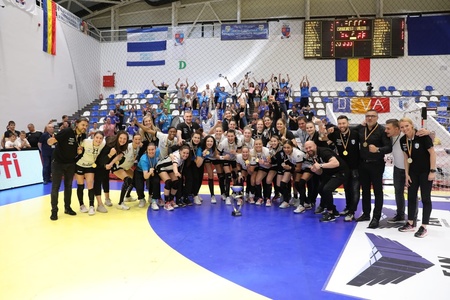 Handbal feminin: Vicecampioana CSM Bucureşti a câştigat Supercupa României, după partida cu campioana Rapid Bucureşti