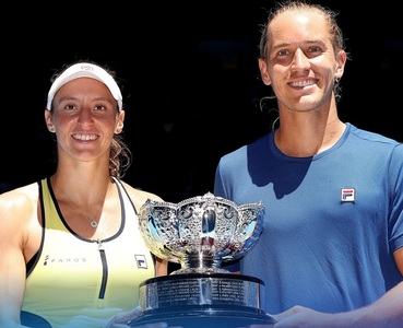 Australian Open: Stefani şi Matos au câştigat trofeul la dublu mixt. A fost ultimul meci de grand slam din cariera Saniei Mirza