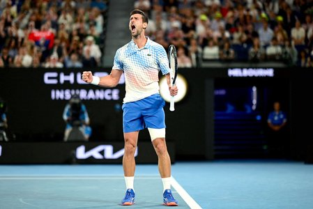 Novak Djokovici aşteaptă o derogare pentru a putea juca în SUA