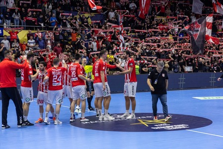 Handbal masculin: Dinamo Bucureşti încheie grupa A din Liga Campionilor cu un eşec; în optimi va juca cu THW Kiel
