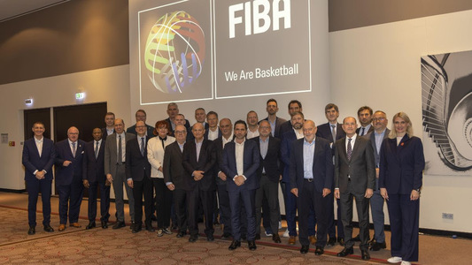 Baschet: Cluburile ruse şi belaruse au interdicţie în competiţiile sub patronajul FIBA şi în sezonul 2023-2024