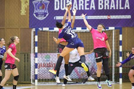 Handbal feminin: SCM Rm. Vâlcea şi Brest Bretagne, victorii în prima zi la Cupa Dunării