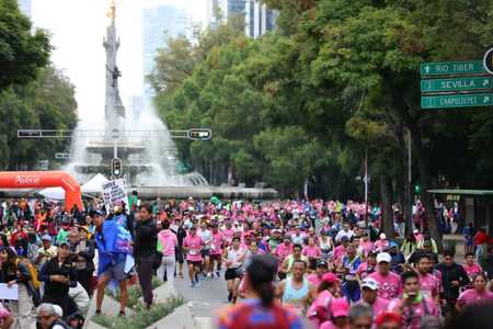 Maratonul din Ciudad de México: 11.000 de concurenţi au fost descalificaţi pentru că au trişat