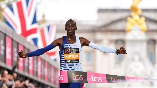 Kiptum a doborât recordul mondial la maraton. “Ştiam”, spune kenyanul - VIDEO