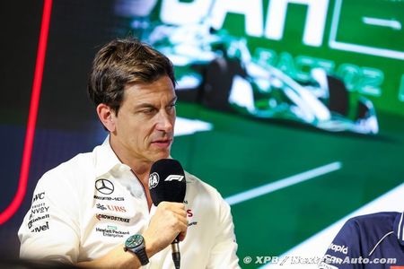 Formula 1: Toto Wolf, încă trei ani director la Mercedes