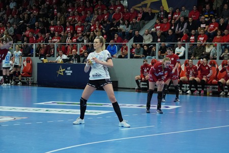 Handbal feminin: CSM Bucureşti, victorie de senzaţie în deplasare cu liderul Gyor, în grupa A din Liga Campionilor
