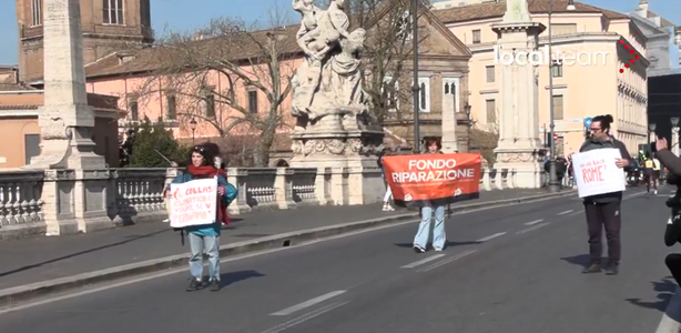 Maratonul de la Roma, întrerupt pentru scurt timp de activişti de mediu
