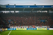Bayer Leverkusen şi-a prelungit seria de invincibilitate la 50 de meciuri, cu o victorie categorică în faţa echipei Bochum: 5-0