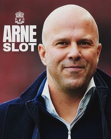 Arne Slot este noul antrenor al echipei Liverpool