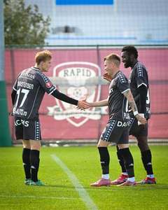 Rapid a învins CS Tunari, scor 6-3, într-un meci amical / CFR Cluj a dispus de Gloria Bistriţa, scor 3-0