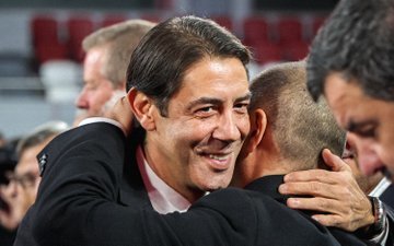 Rui Costa, reales pentru un nou mandat în funcţia de preşedinte al clubului Benfica