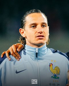 Atacantul Florian Thauvin, convocat în lotul Franţei în locul lui Randal Kolo Muani