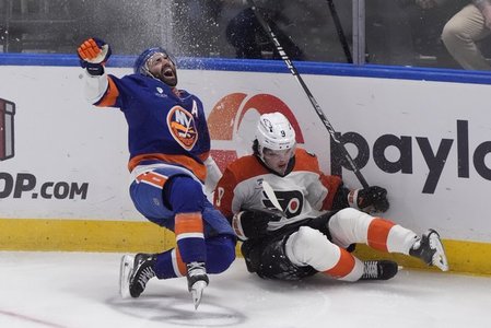 NHL: Deşi accidentat, Kyle Palmieri a reuşit un punct pentru New York Islanders - VIDEO